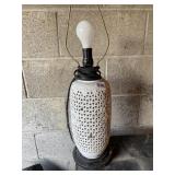 WHITE LAMP GLAZED CERAMIC