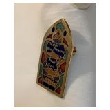 LAKELAND SZ M WOMENï¿½S COAT WITH PLUSH COLLAR AND