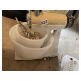 MIXER W/ 2 BOWLS, BLENDER