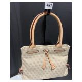 DOONEY & BOURKE PURSE W/ TASSEL LIKE NEW