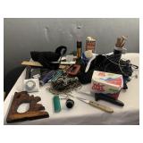 STRAPS, ZIPPER BAG, ETC.