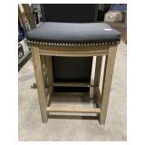 MODERN CUSHIONED TOP BAR STOOL WITH TACK TRIM