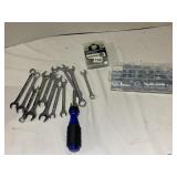 RUBBER RINGS, WRENCHES ETC.