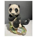 BOEHM PANDA 7" H PORCELAIN
