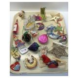 CHRISTMAS ORNAMENTS FROM AROUND THE WORLD