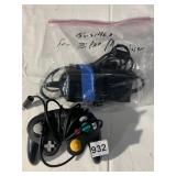 NINTENDO GAME CUBE CONTROLLER & POWER SUPPLY