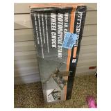 MOTORCYCLE STAND/WHEEL CHOCK IN BOX