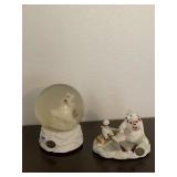 SNOW GLOBE AND POLAR BEAR