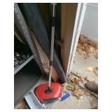PUSH FLOOR BROOM
