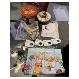 CAT NAPKIN HOLDERS, PLATE HOLDERS