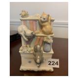 LENOX CAT ON SHELF FIGURINE