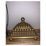 GOLD PYRAMID SHAPE DISH W/ FEET