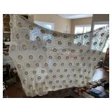 BEAUTIFUL VINTAGE BEDSPREAD W/ RAISED CROCHETED