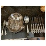SERVICE FOR 7 FLATWARE SET AND SILVER PLATE TRAY