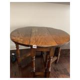 OAK GATELEG TABLE - 24" X 28" X 20" H W/ WATER