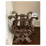 COMPOSITION MUSIC STAND