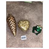 FROG GLASS ORNAMENT AND PINECONE AND HEART