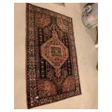 ANTIQUE RUG RED/BLUES 6