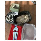 LOOSE PEARLS AND FRESH WATER PEARL BRACELETS