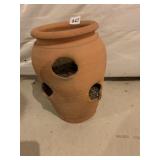 STRAWBERRY POT POTTERY
