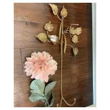 24" METAL LEAF DESIGN HOOK AND SILK FLOWER