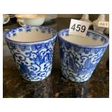 2 CHINESE CUPS PORCELAIN