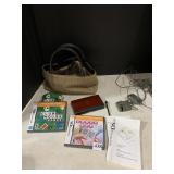 NINTENDO DS LITE, 2 GAMES CLUBHOUSE GAMES &