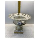GOODFRIEND FINE PORCELAIN CENTER PIECE BOWL WITH