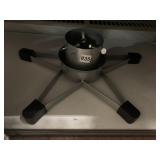 STURDY CHRISTMAS TREE STAND