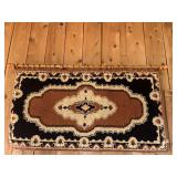 HANGING RUG BROWN AND BLACK