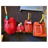 5 GAS CANS