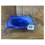 BLUE, WHITE ART GLASS BOWL 9" ROUND