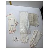 LADIES LEATHER GLOVES, EMBROIDERED