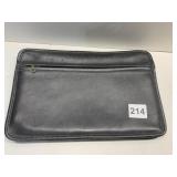 BLACK LEATHER VINTAGE COACH CLUTCH WITH DIVIDER