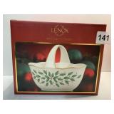 LENOX HOLIDAY ARCHINE BASKET