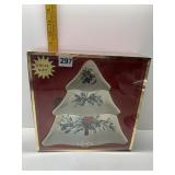 LENOX WINTER GREETINGS TREE DIVIDED SERVING DISH