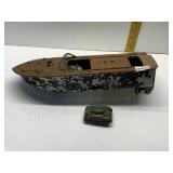 SUZUKI MINI TIN TANK TOY, FLEET? BOAT MADE IN THE
