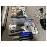 DILBERT CRISIS NUMBER TAKER, PRIMULA TEA POT, AIR