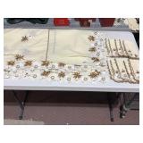 FLORAL RECTANGULAR TABLECLOTH WITH 10 MATCHING