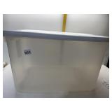 66 QT STORAGE BIN