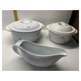 CORDON BLEU GRAVY PITCHER, CORELLE IRIS ROUND