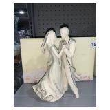 LENOX WEDDING PROMISES FIRST DANCE CAKE TOPPER