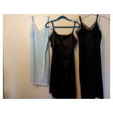 LADIES FULL SLIPS BLUE BARONET SZ 36 TWO VANITY