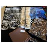 WINTER AND FALL SCARVES HOUNDSTOOTH PAISLEY LINED