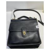 VINTAGE COACH BLACK LEATHER FLIP TOP PURSE WITH
