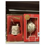 LENOX CHRISTMAS ORNAMENTS HOLIDAY HOME TABLE,