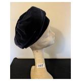 DARK BLUE VELVET BERET CAP LINED NO LABEL