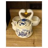 TEA POT AND SWAN DOUBLE PLANTER