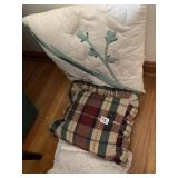 THROW PILLOWS