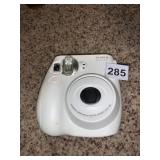 FUJI FILM INSTANT CAMERA